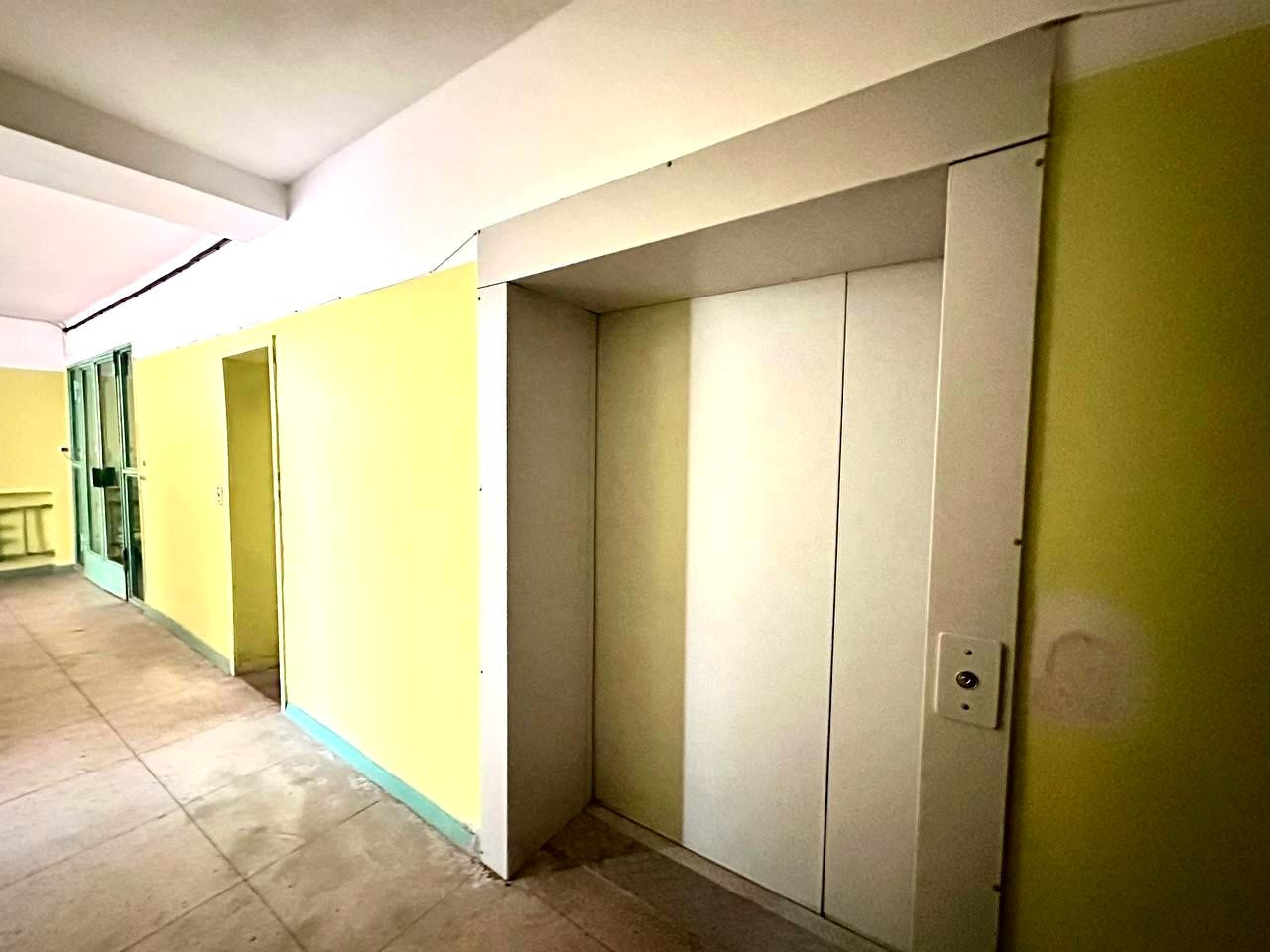 Аренда 3к квартиры в Киеве,  Гончара Олеся ул., 52 12
