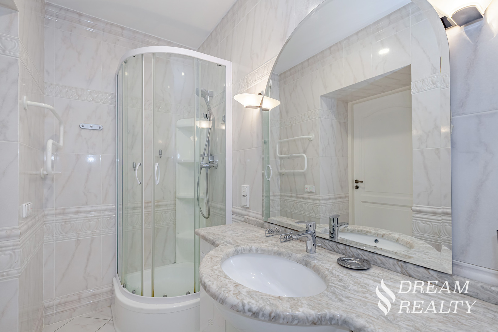 Продажа 5к квартиры в Киеве,  Конисского Александра ул. (Тургеневская ул.), 52-58 21