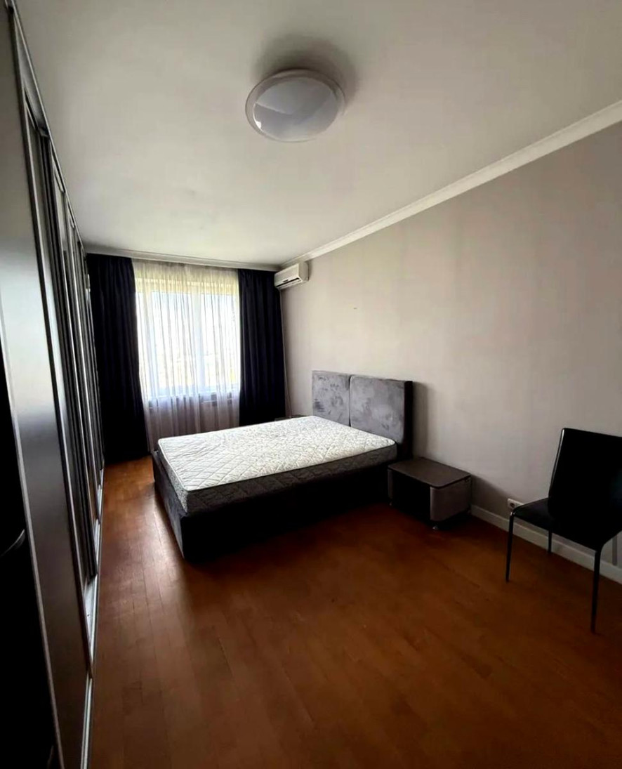 Аренда 3к квартиры в Киеве,  Старонаводницкая ул., 4А 7