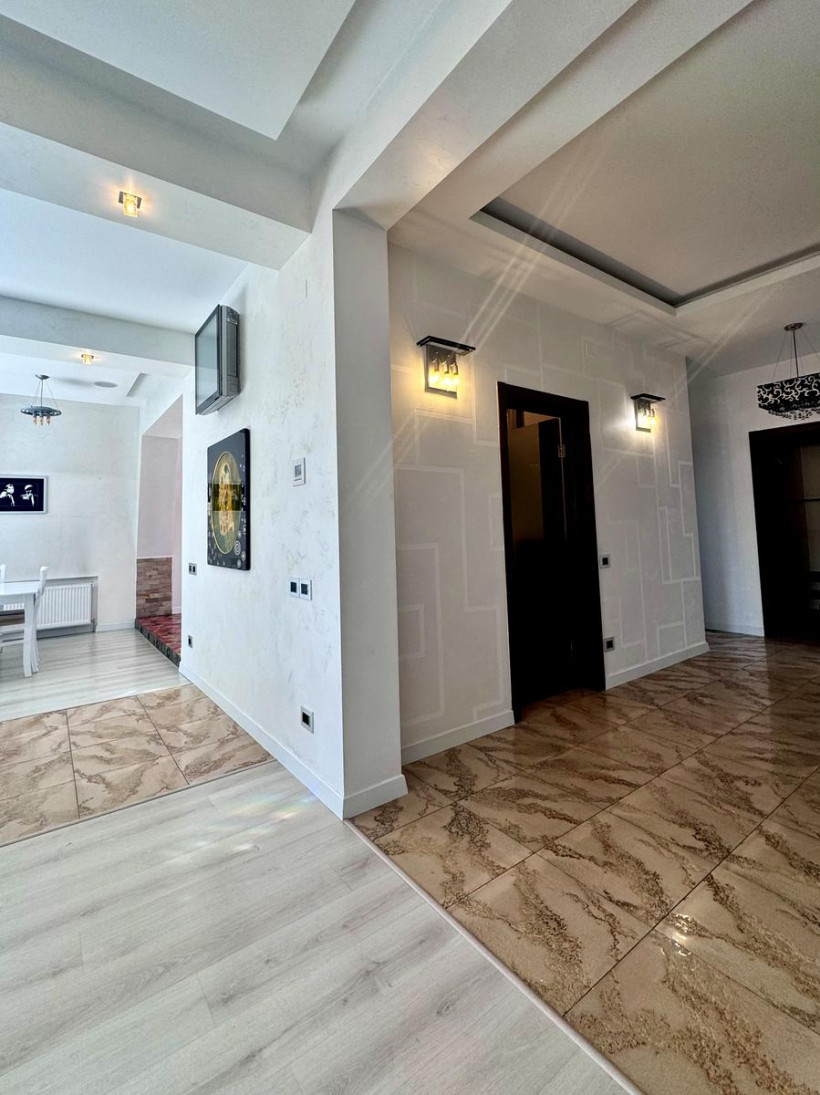 Аренда 4к квартиры в Киеве,  Лабораторная ул., 8 24