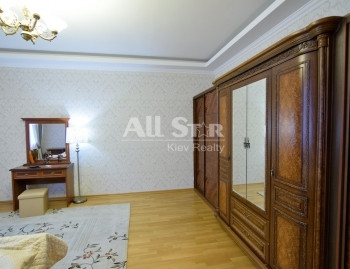 Продажа 4к квартиры в Киеве,  Коновальца ул. (Щорса ул.), 32Б 14
