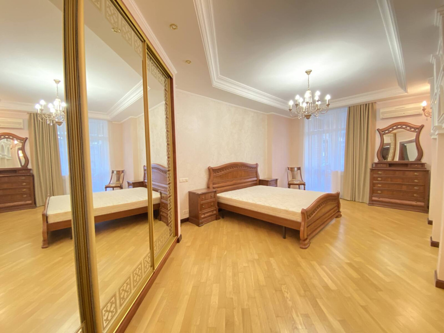 Аренда 5к квартиры в Киеве,  ЖК Волна, Старонаводницкая ул., 13 5