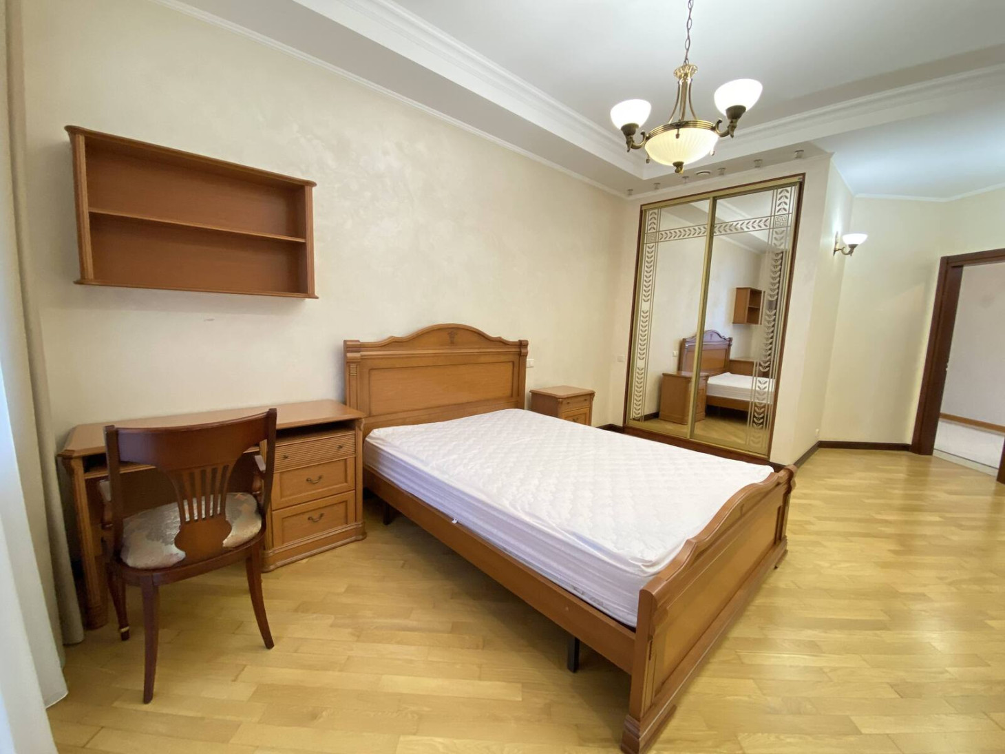 Аренда 5к квартиры в Киеве,  ЖК Волна, Старонаводницкая ул., 13 8