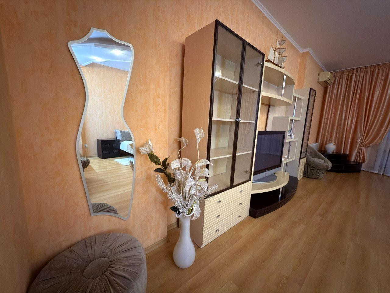 Аренда 4к квартиры в Киеве,  Шота Руставели ул., 44 14