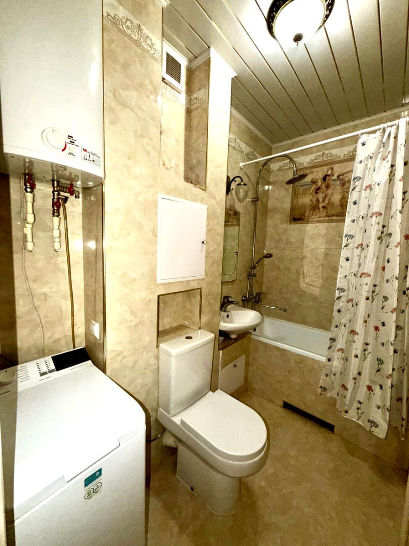 Аренда 3к квартиры в Киеве, Богдана Хмельницкого ул., 50 14
