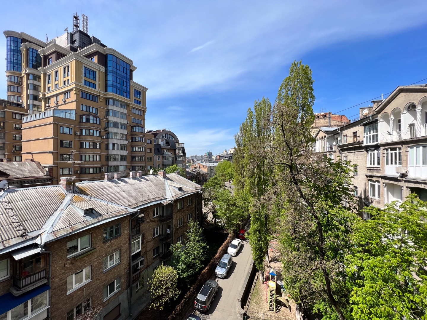 Аренда 2к квартиры в Киеве, Дарвина ул., 8 6