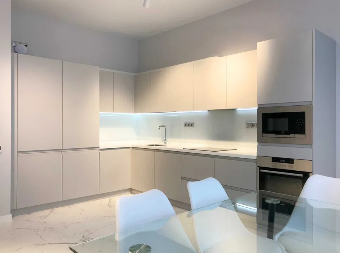 Аренда 3к квартиры в Киеве, Кловский спуск, 7А 7