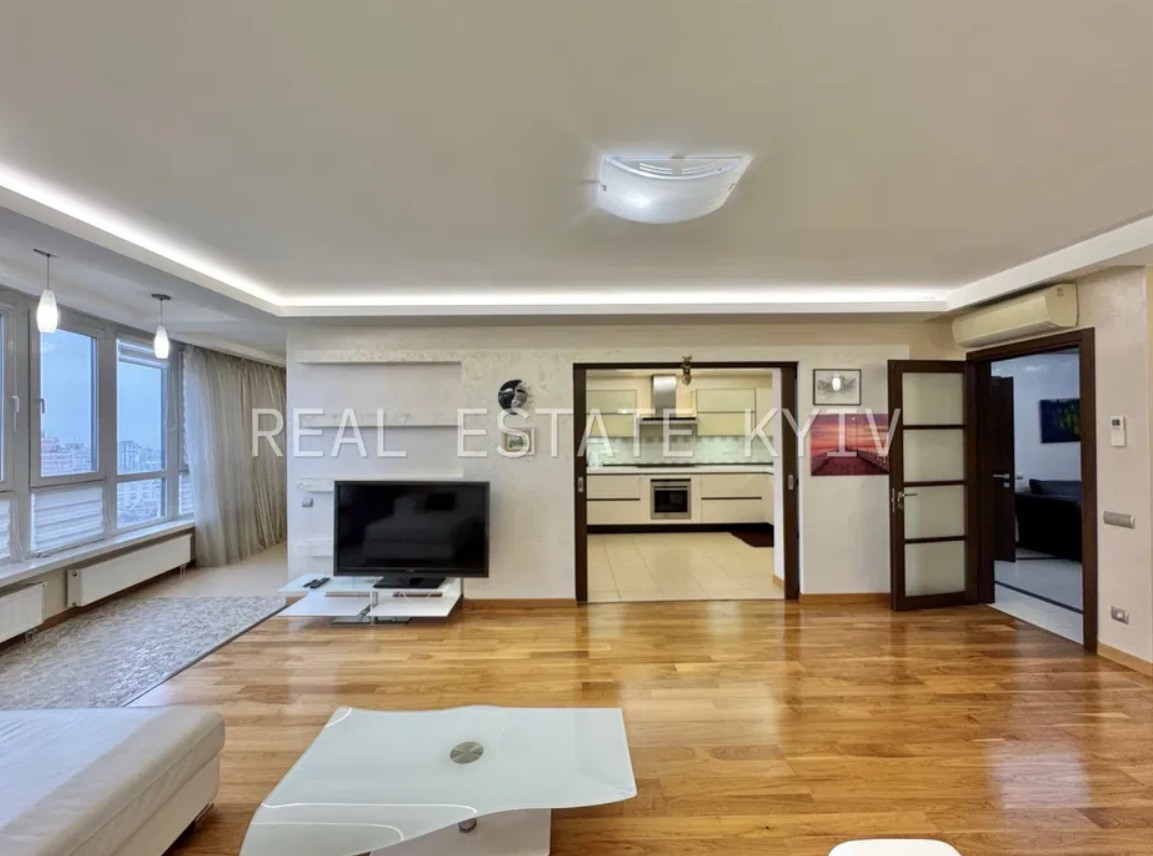 Аренда 3к квартиры в Киеве,  ЖК Корона, Панаса Мирного ул., 28А 2