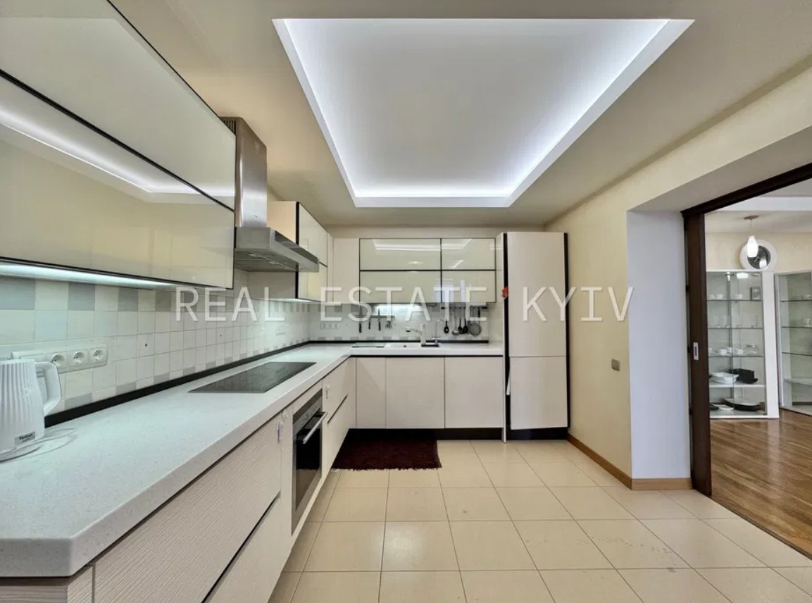 Аренда 3к квартиры в Киеве,  ЖК Корона, Панаса Мирного ул., 28А 10