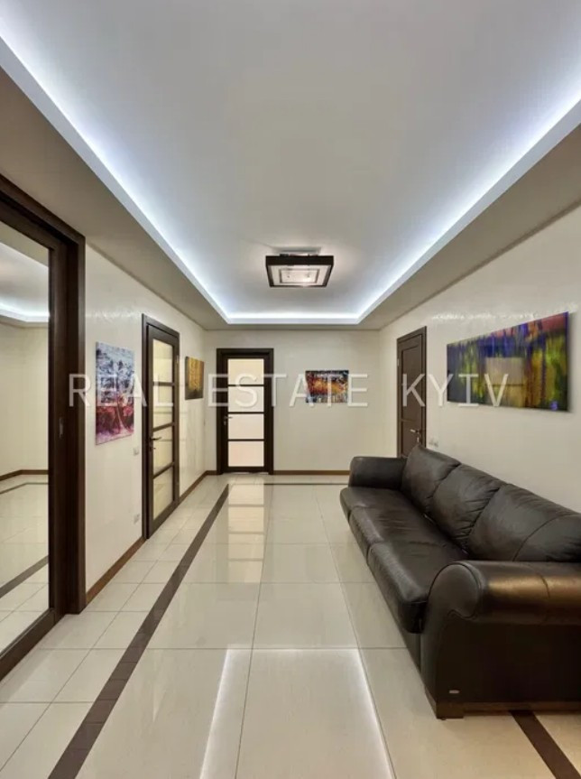 Аренда 3к квартиры в Киеве,  ЖК Корона, Панаса Мирного ул., 28А 21