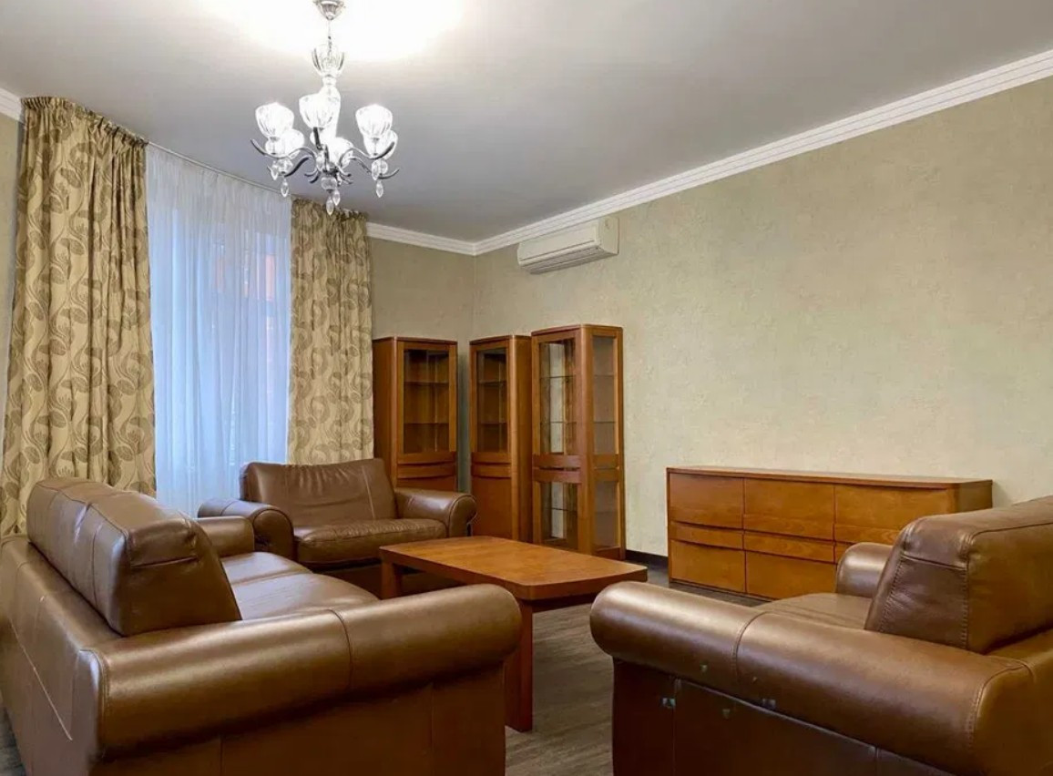 Аренда 3к квартиры в Киеве,  Коновальца ул. (Щорса ул.), 36В 2