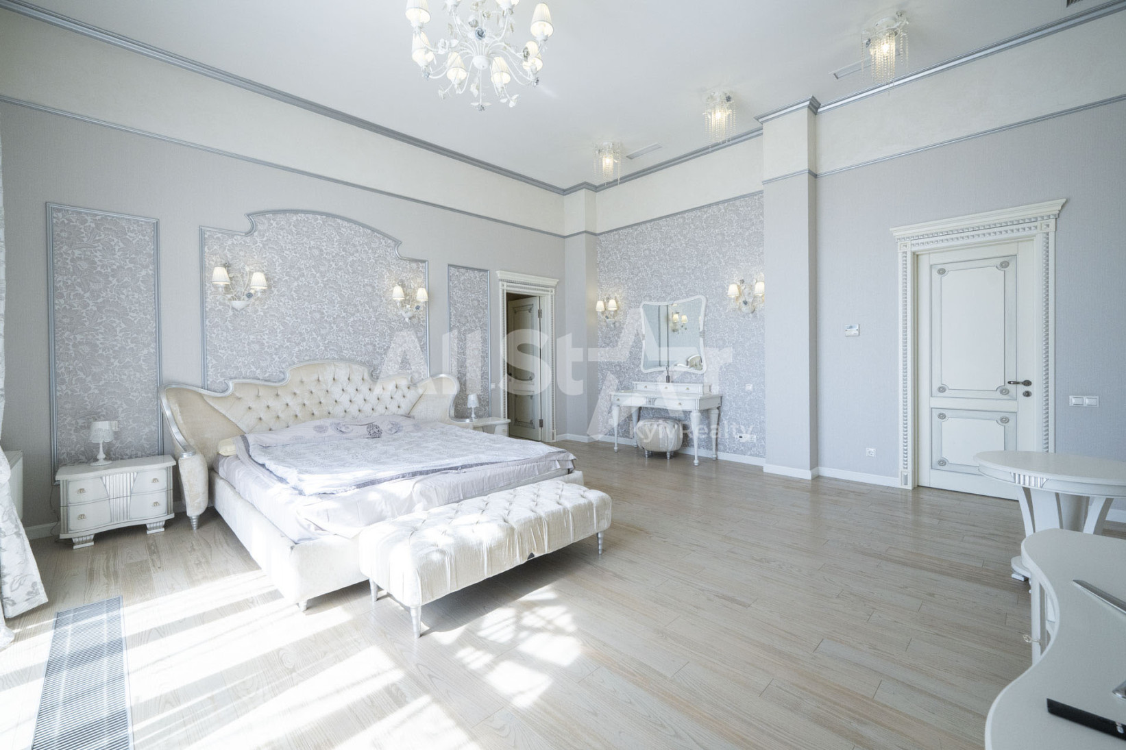 Аренда 9к дома в Киеве, Радченко Петра ул., 18