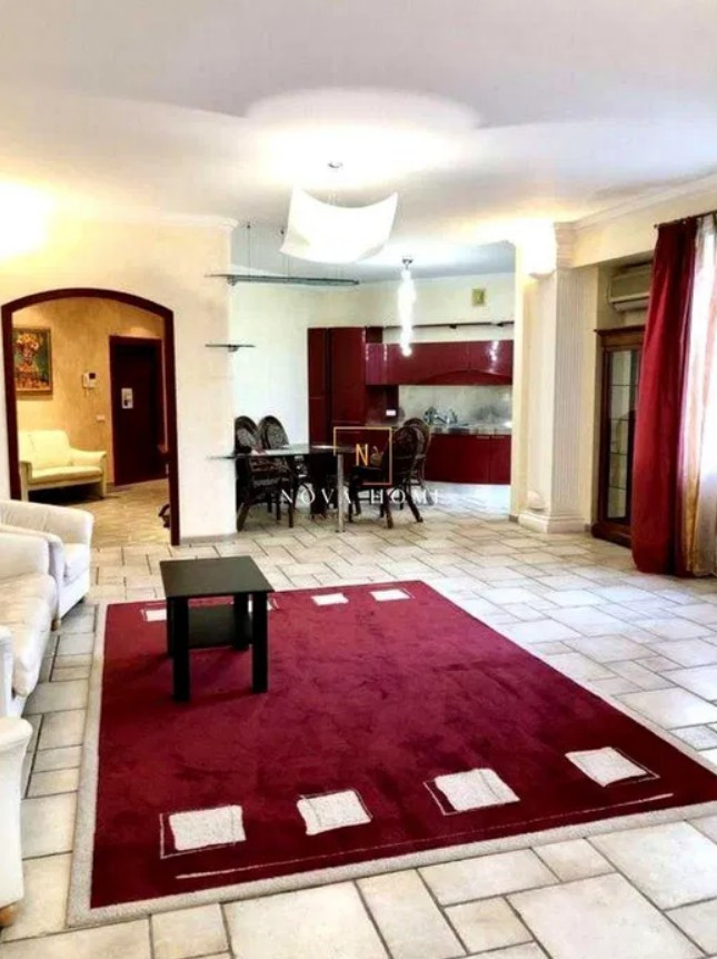 Аренда 4к квартиры в Киеве, Лескова ул., 1А 0
