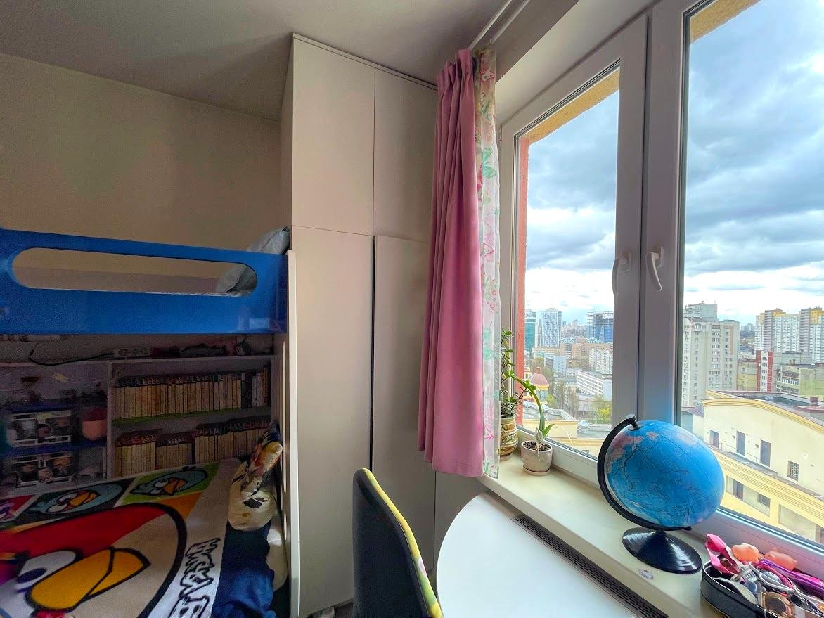 Аренда 5к квартиры в Киеве, Дмитриевская ул., 75 7