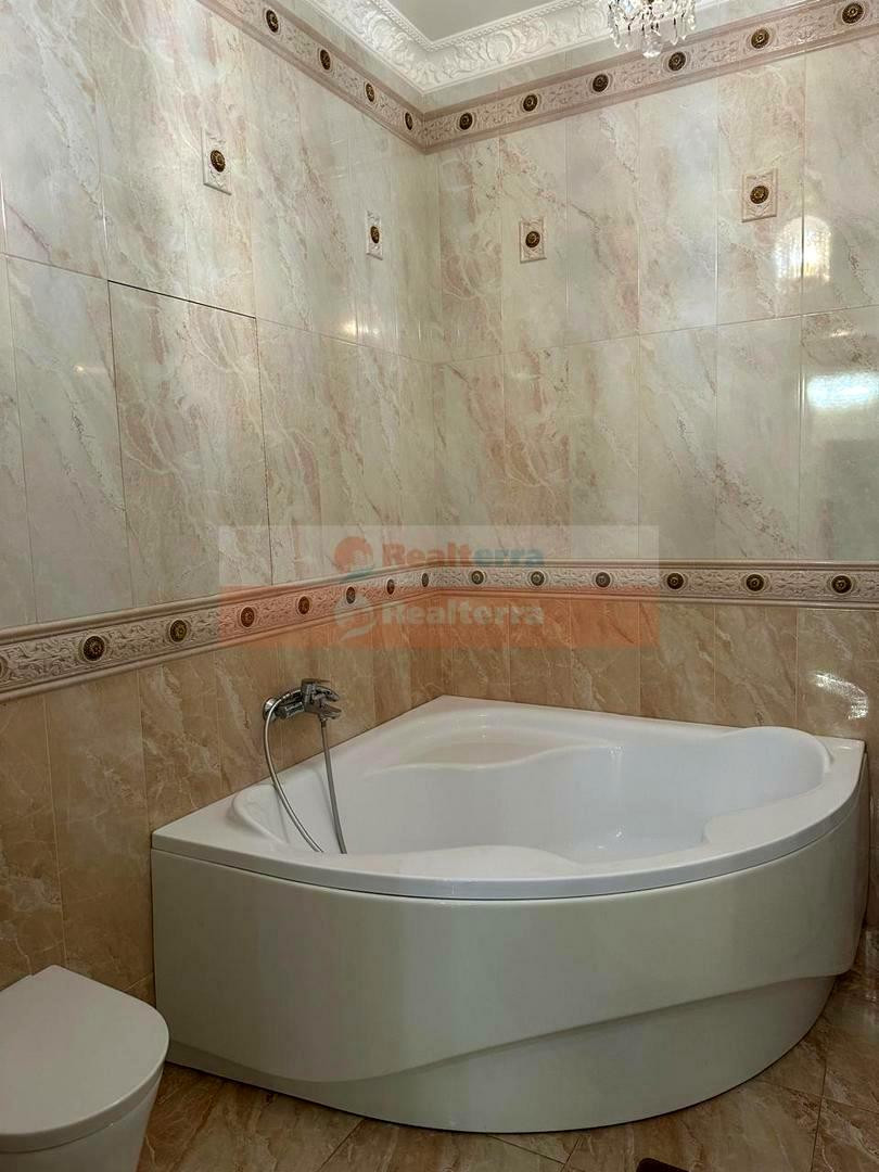 Аренда 3к квартиры в Киеве,  ЖК Панорама на Печерске, Коновальца ул. (Щорса ул.), 44А 11