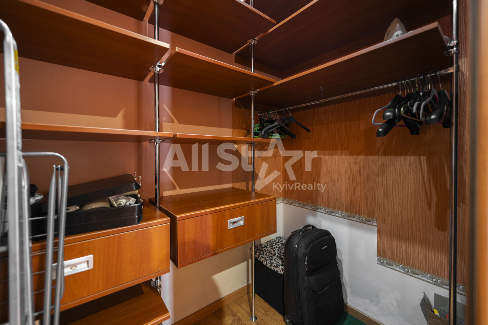 Аренда 3к квартиры в Киеве,  ЖК Творец, Коновальца ул. (Щорса ул.), 32Б 5