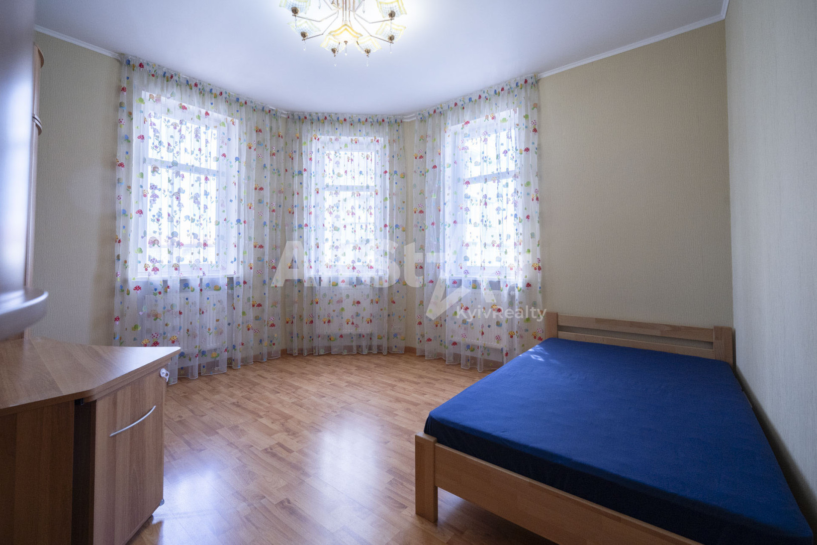 Аренда 3к квартиры в Киеве,  ЖК Творец, Коновальца ул. (Щорса ул.), 32Б 13
