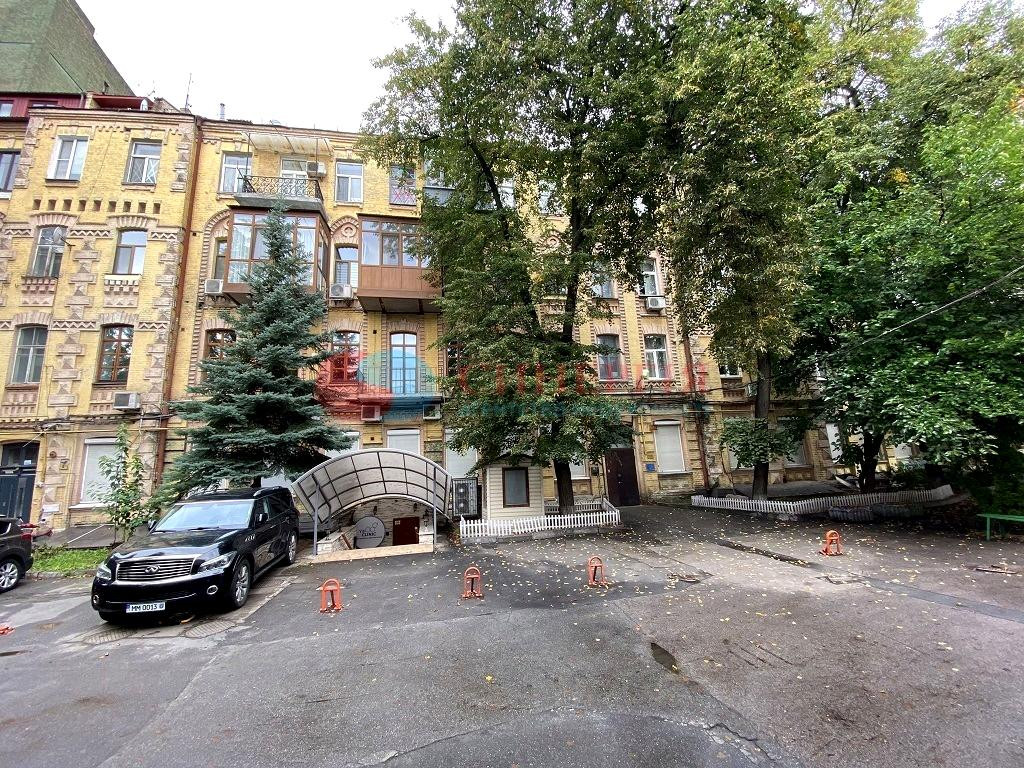 Аренда 3к квартиры в Киеве,  Чикаленко Евгения ул. (Пушкинская ул.), 32Б 11