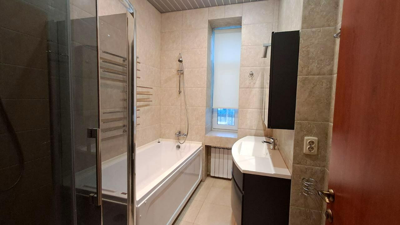 Аренда 3к квартиры в Киеве,  Академика Богомольца ул., 7/14 11