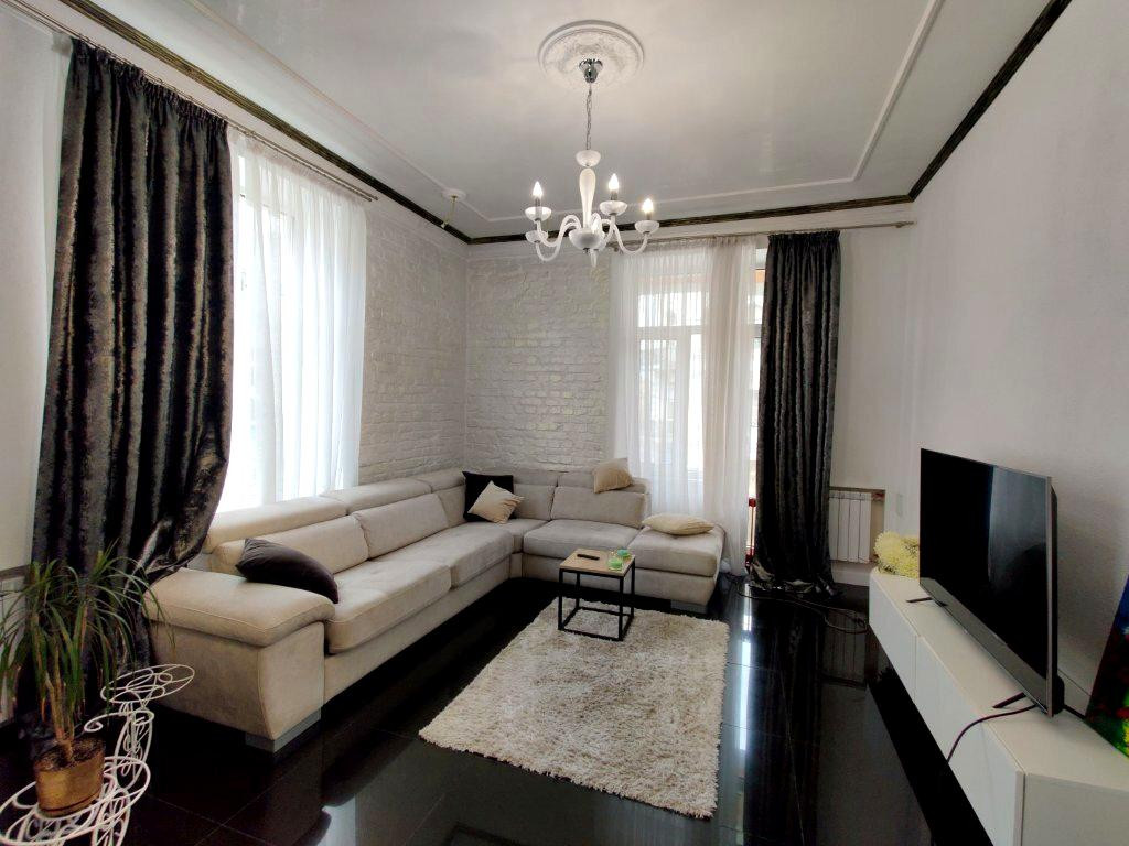 Аренда 2к квартиры в Киеве,  Братская ул., 5 0