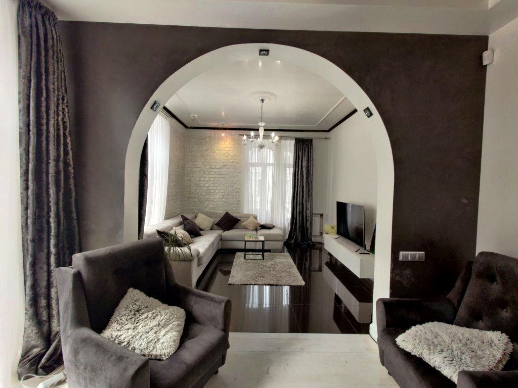 Аренда 2к квартиры в Киеве,  Братская ул., 5 3