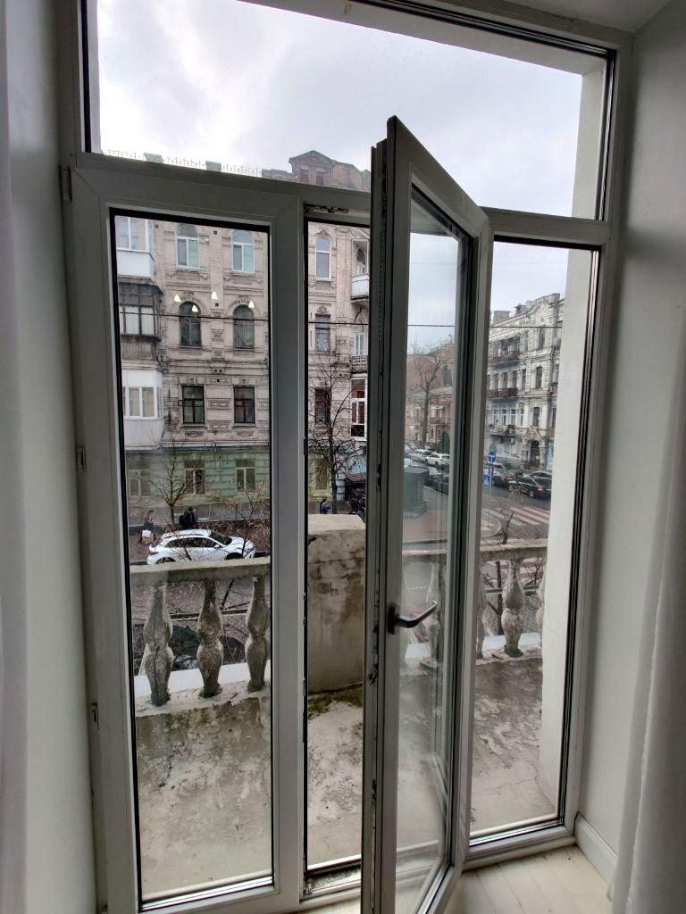 Аренда 2к квартиры в Киеве,  Братская ул., 5 5