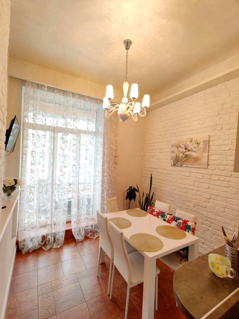 Аренда 2к квартиры в Киеве,  Братская ул., 5 17