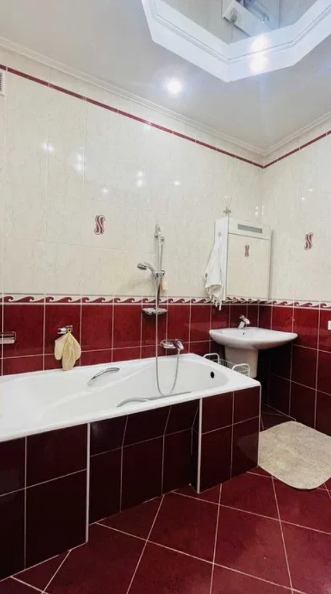 Аренда 2к квартиры в Киеве,  Константиновская ул., 9