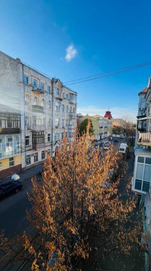 Аренда 2к квартиры в Киеве,  Константиновская ул., 15