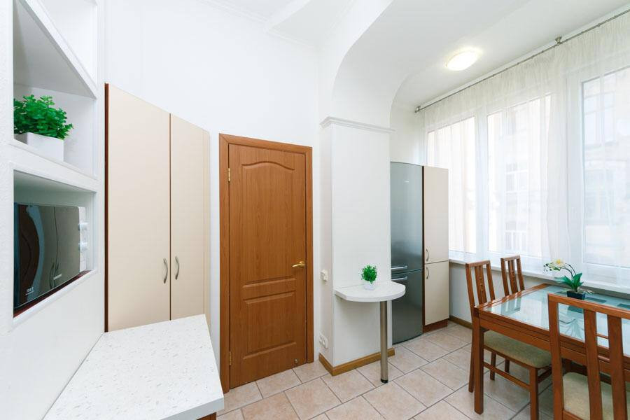 Аренда 4к квартиры в Киеве, Чикаленко Евгения ул. (Пушкинская ул.), 19А 6