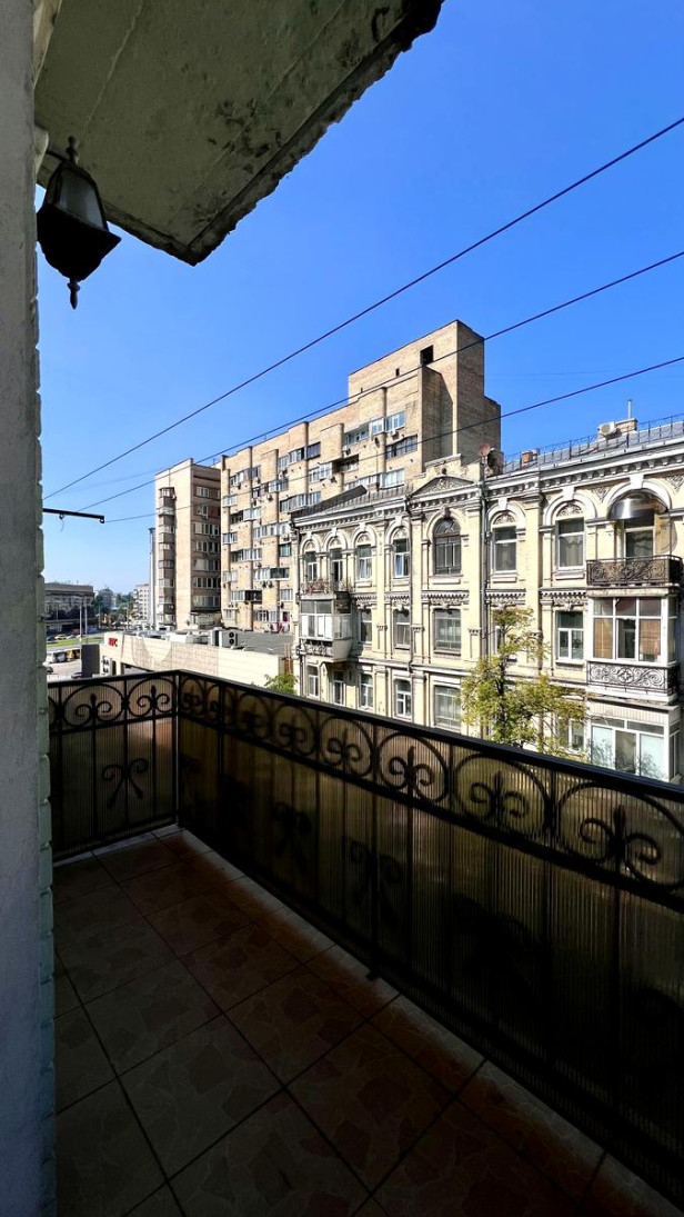 Аренда 2к квартиры в Киеве,  Гончара Олеся ул., 77 4