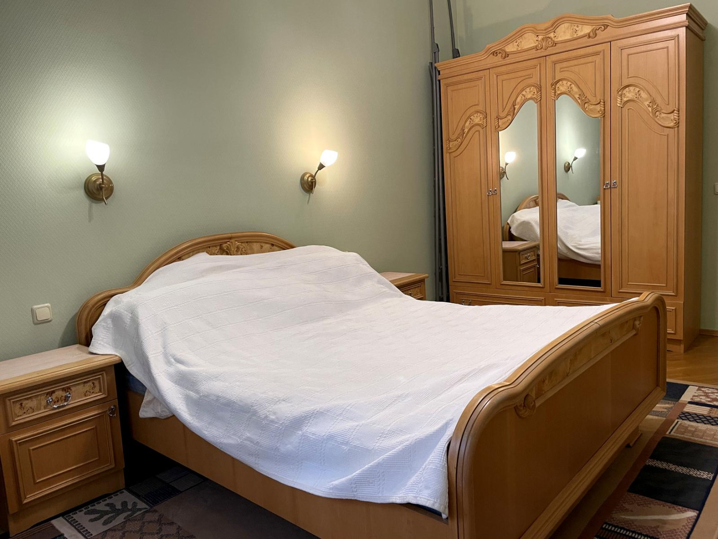 Аренда 3к квартиры в Киеве,  Заньковецкой ул., 6 10