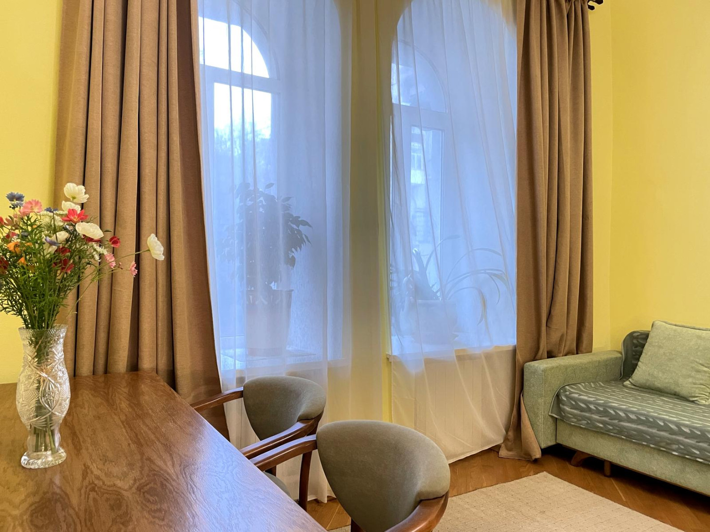 Аренда 3к квартиры в Киеве,  Заньковецкой ул., 6 12
