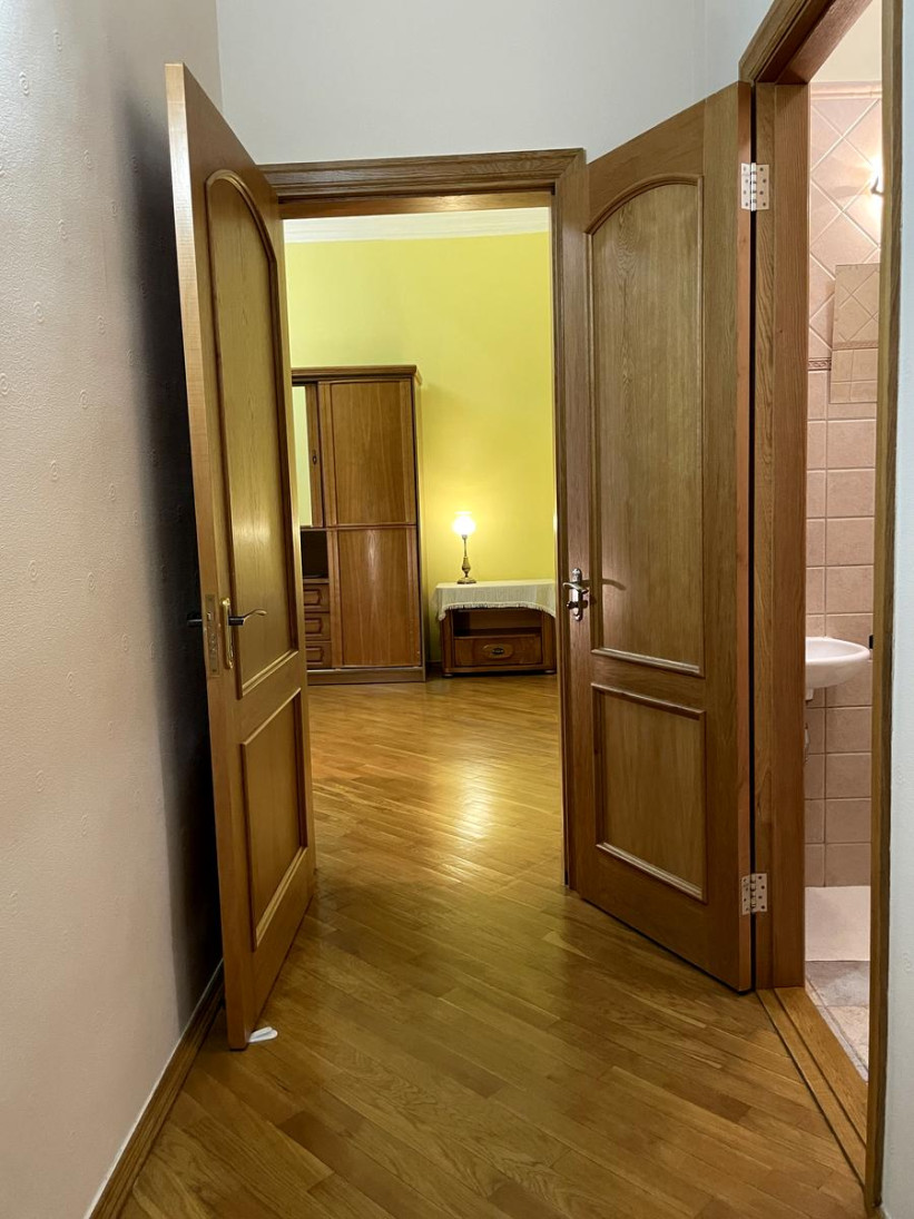 Аренда 3к квартиры в Киеве,  Заньковецкой ул., 6 13