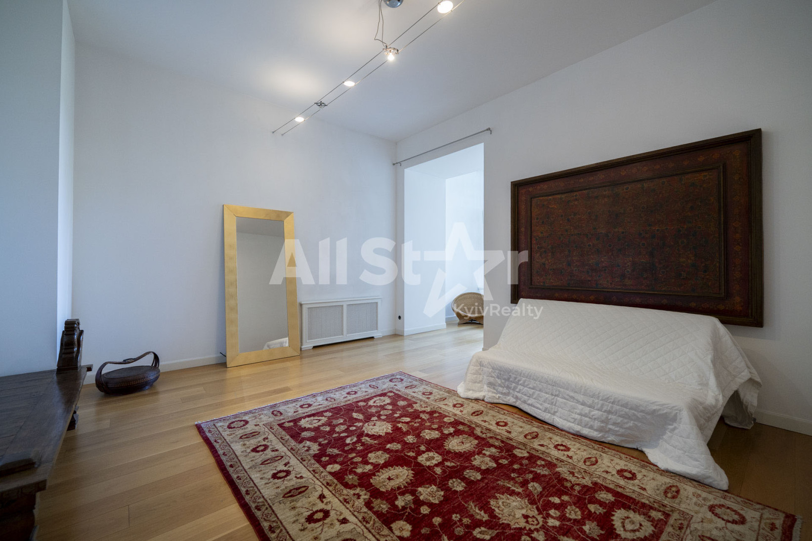 Аренда 3к квартиры в Киеве,  Антоновича ул. (Горького ул.), 17А 3