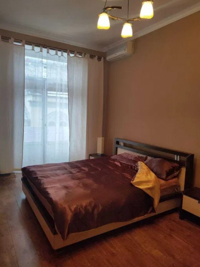 Аренда 2к квартиры в Киеве,  Лысенко ул., 8 1