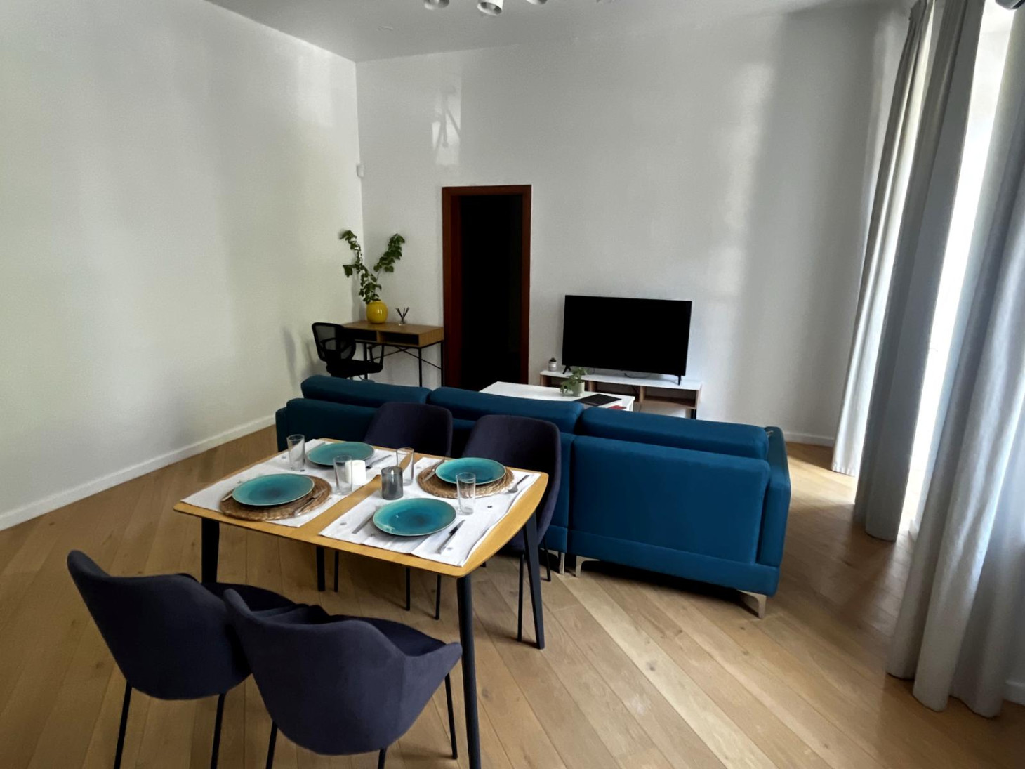 Аренда 2к квартиры в Киеве,  Ярославов Вал ул., 21А 6