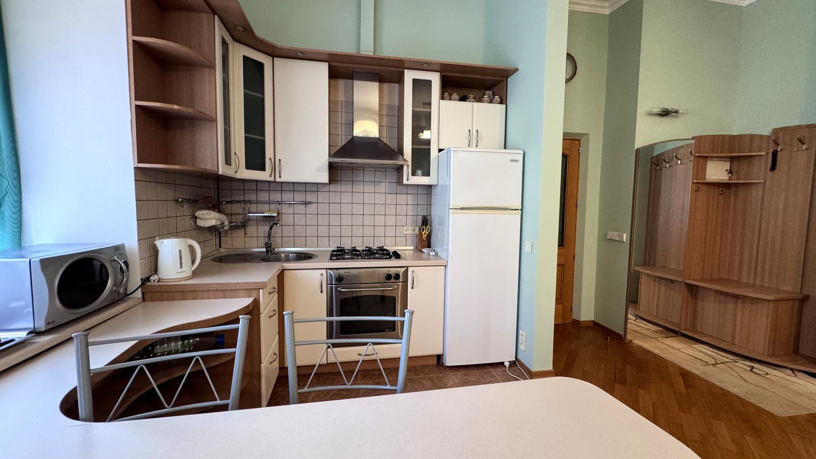 Аренда 2к квартиры в Киеве, Гончара Олеся ул., 20/21 2