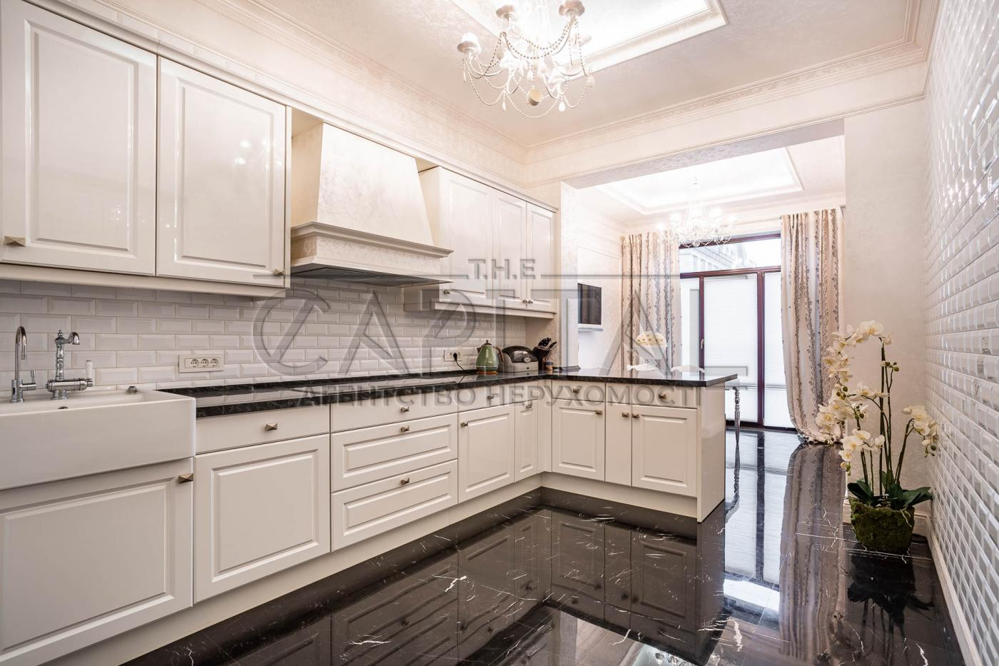 Аренда 4к квартиры в Киеве,  ЖК Капитолий, Крещатик ул., 27Б 0