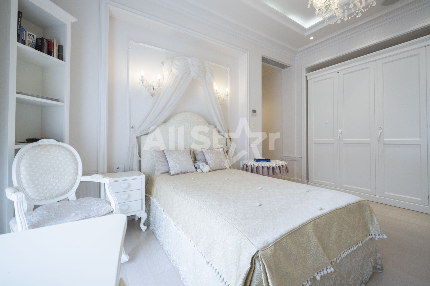 Аренда 4к квартиры в Киеве,  ЖК Капитолий, Крещатик ул., 27Б 5