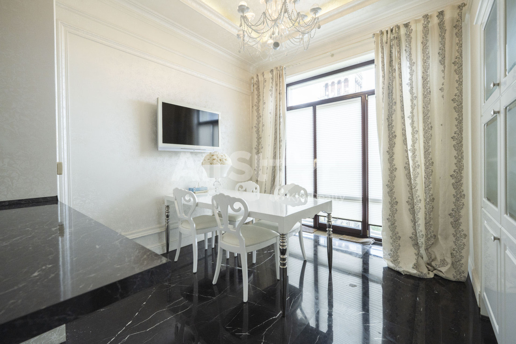 Аренда 4к квартиры в Киеве,  ЖК Капитолий, Крещатик ул., 27Б 9