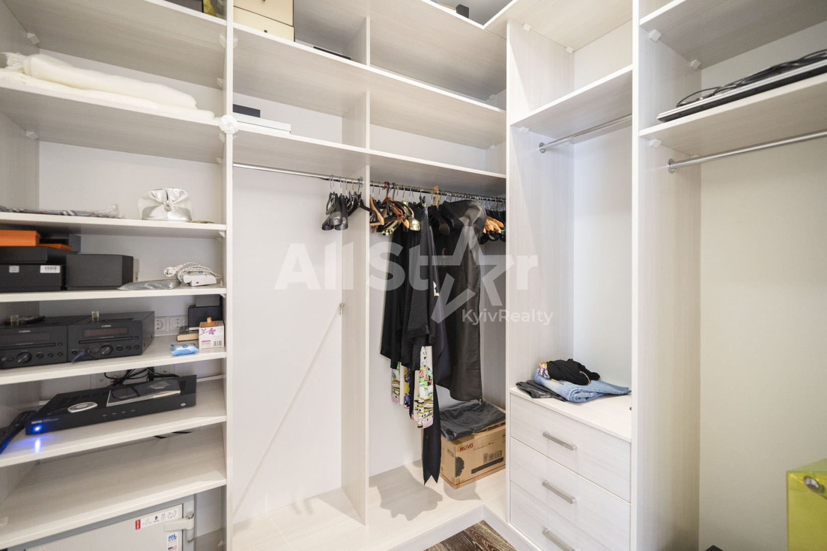 Аренда 4к квартиры в Киеве,  ЖК Капитолий, Крещатик ул., 27Б 12