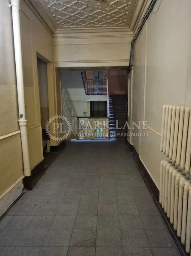 Продажа 3к квартиры в Киеве,  Михайловский переулок, 9Б 6