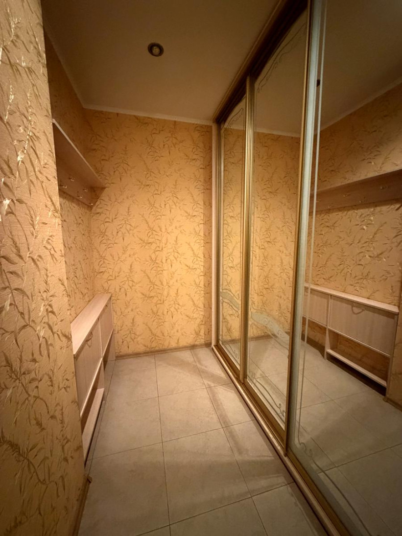 Аренда 4к квартиры в Киеве,  Старонаводницкая ул., 6Б 7