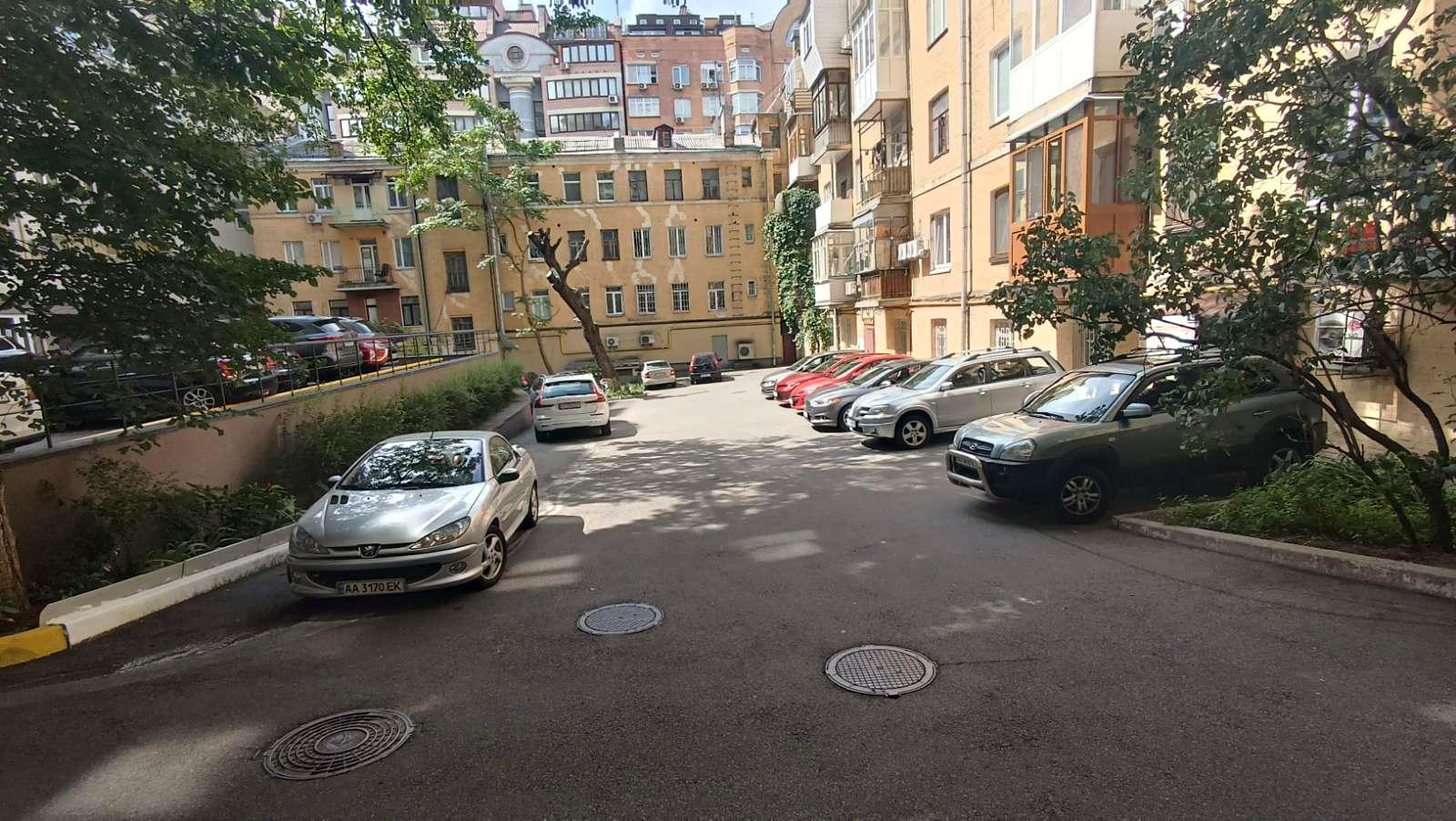 Аренда 3к квартиры в Киеве,  Тургеневская ул., 46/11 18
