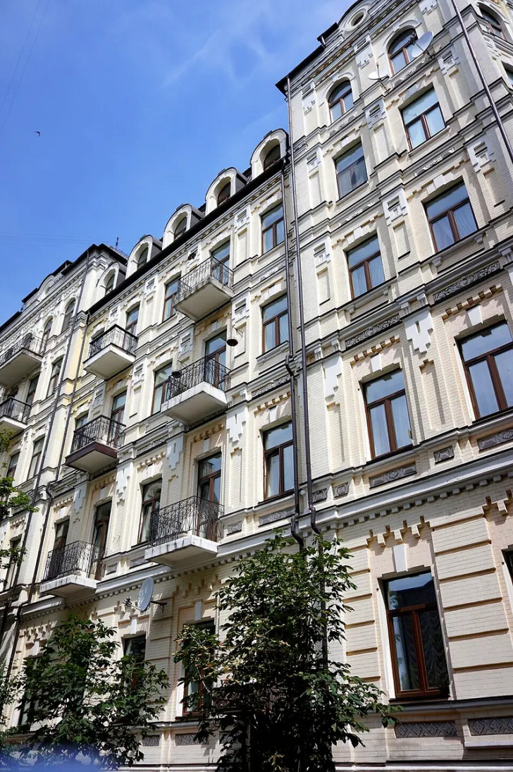 Продажа 4к квартиры в Киеве,  Стретенская ул., 2/8 2