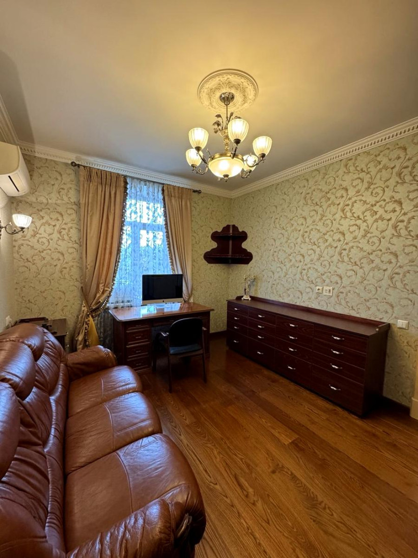 Продажа 4к квартиры в Киеве,  Чикаленко Евгения ул. (Пушкинская ул.), 2-4/7 10