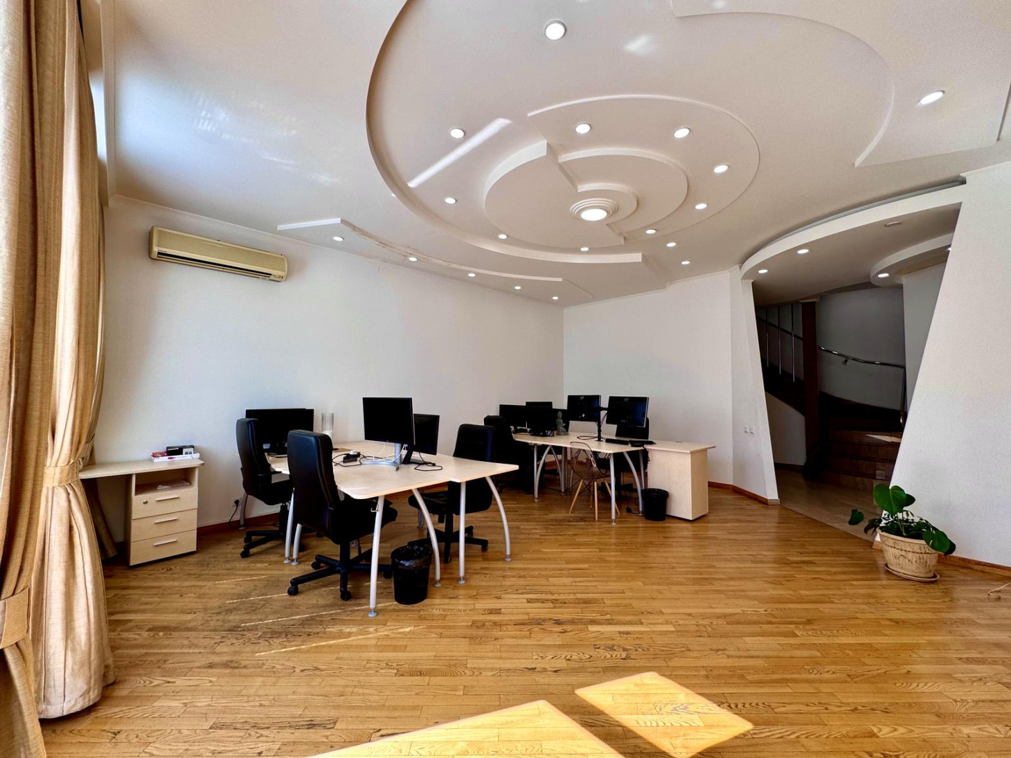 Продажа 7к квартиры в Киеве,  Трехсвятительская ул., 13 12