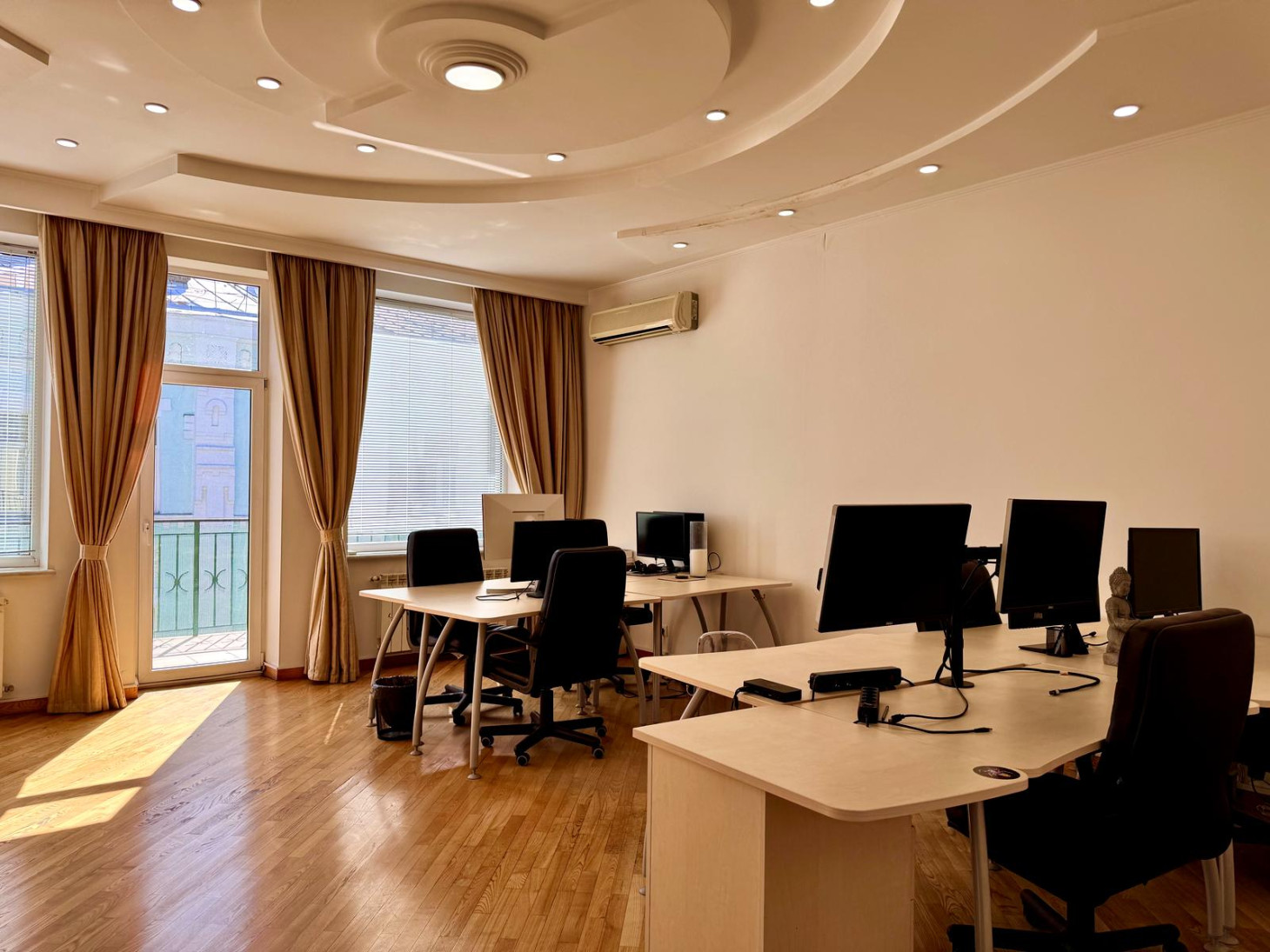 Продажа 7к квартиры в Киеве,  Трехсвятительская ул., 13 13