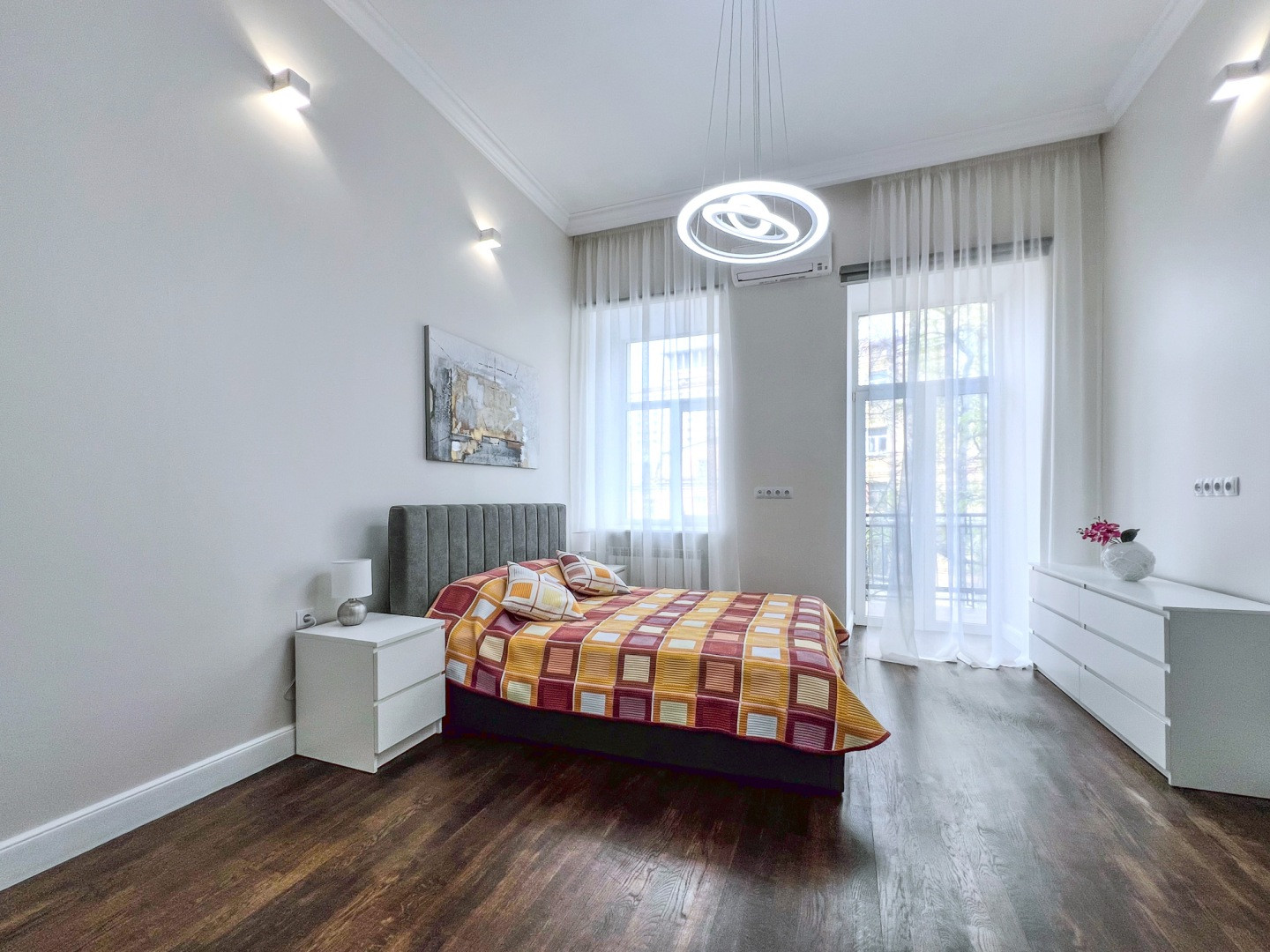 Аренда 3к квартиры в Киеве,  Станиславского ул., 3 5